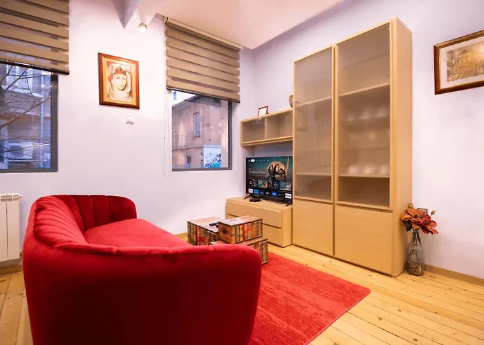 2br Near Vitosha - Calm, Spacious