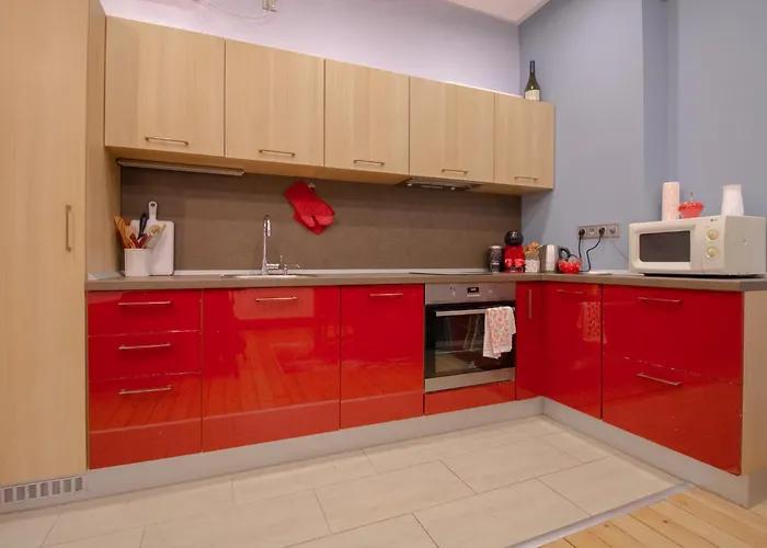 2br Near Vitosha - Calm, Spacious 소피아