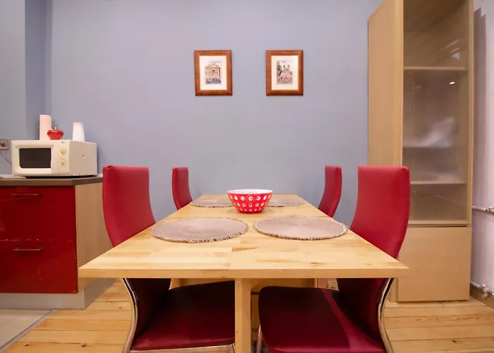 2br Near Vitosha - Calm, Spacious * 소피아